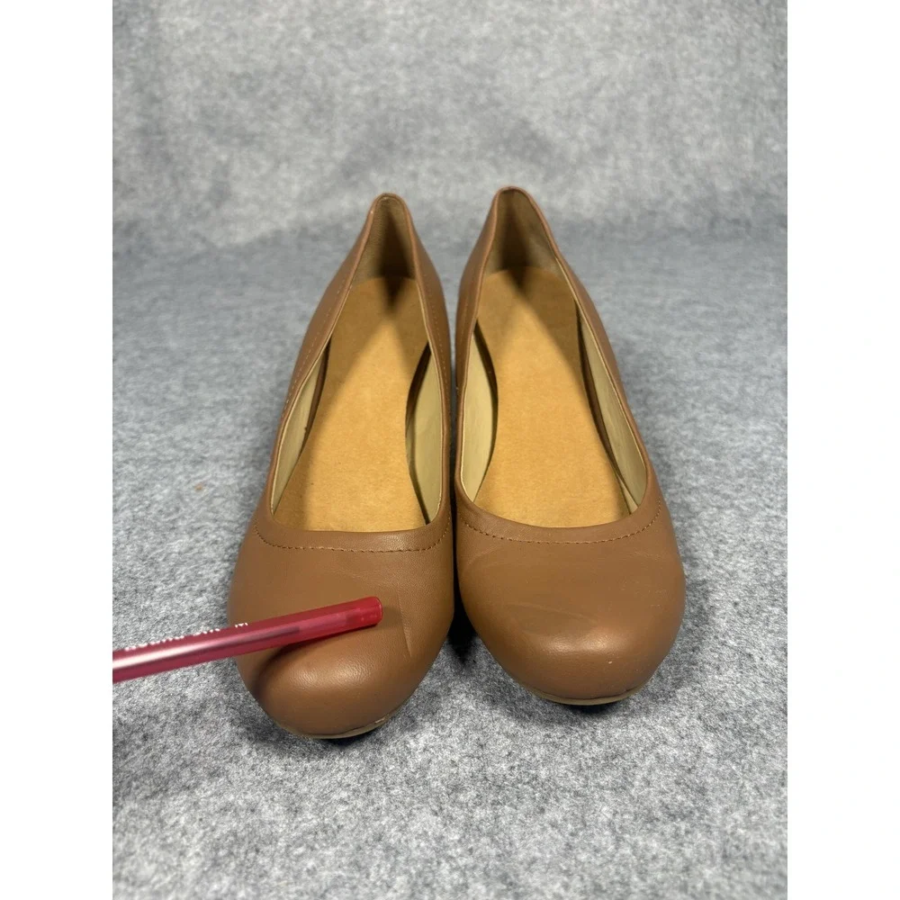 Naturalizer Round Toe Wedge Pumps 8.5 M Tan Leather Comfort Office Shoe‎